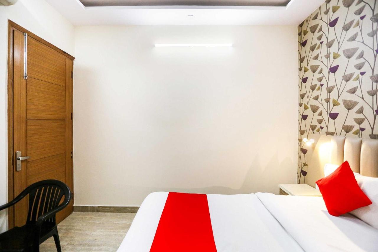 Hotel O Hotel Paradise Indraprast Екстер'єр фото