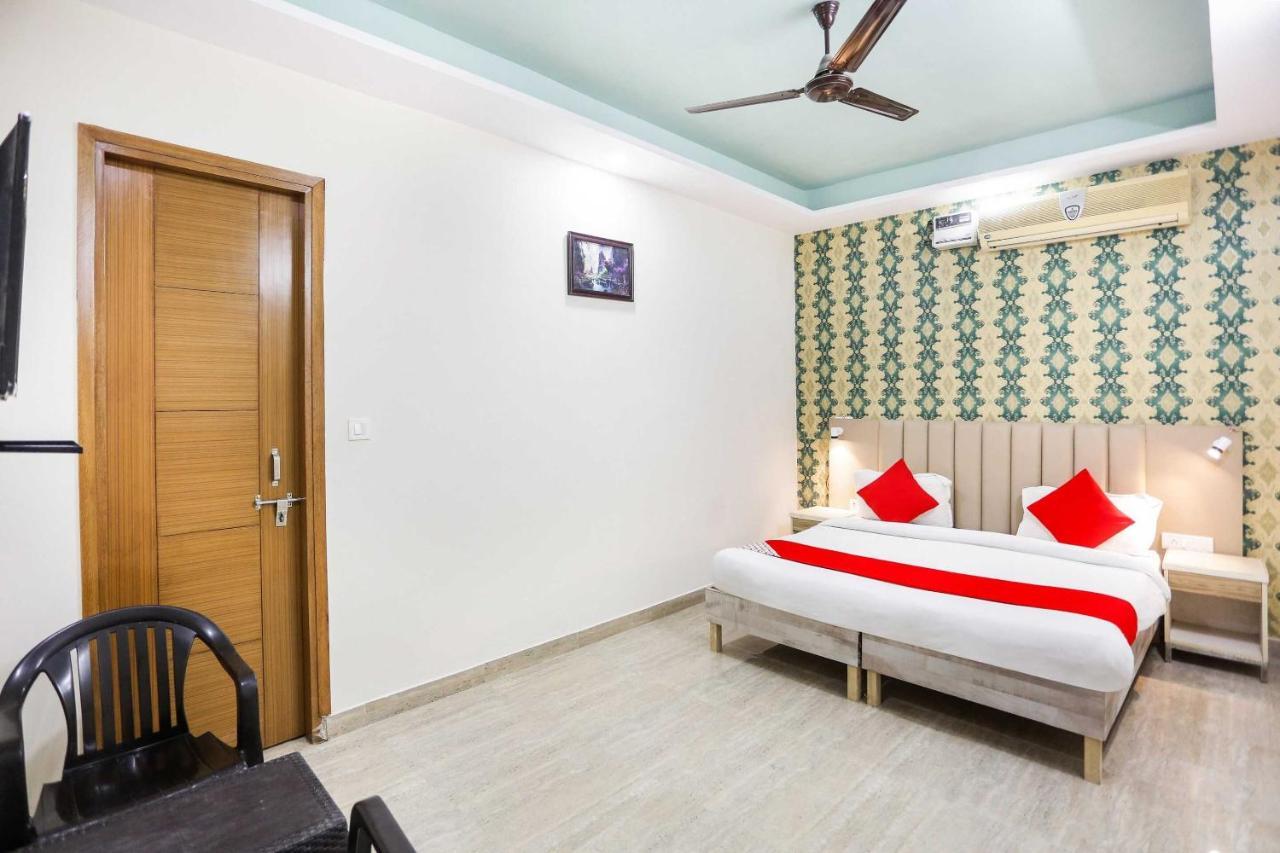 Hotel O Hotel Paradise Indraprast Екстер'єр фото