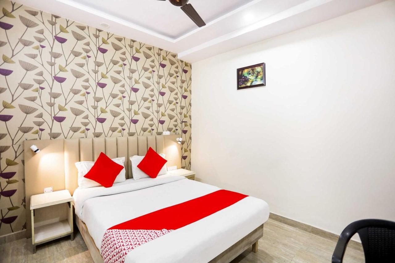 Hotel O Hotel Paradise Indraprast Екстер'єр фото