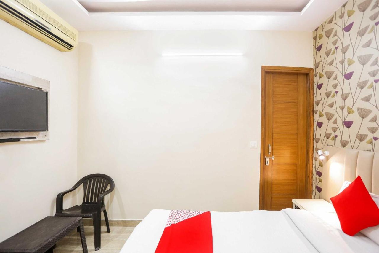 Hotel O Hotel Paradise Indraprast Екстер'єр фото