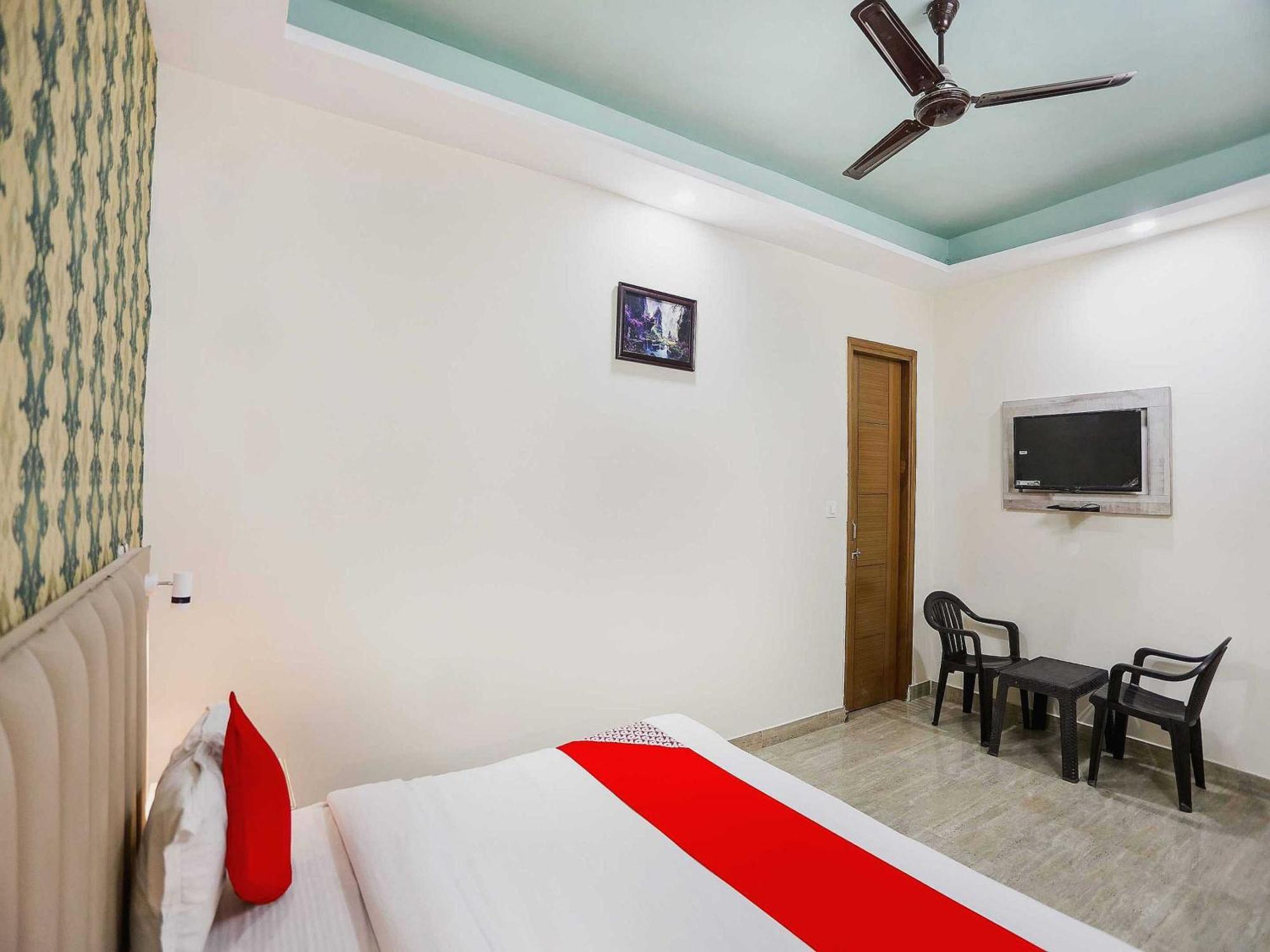 Hotel O Hotel Paradise Indraprast Екстер'єр фото