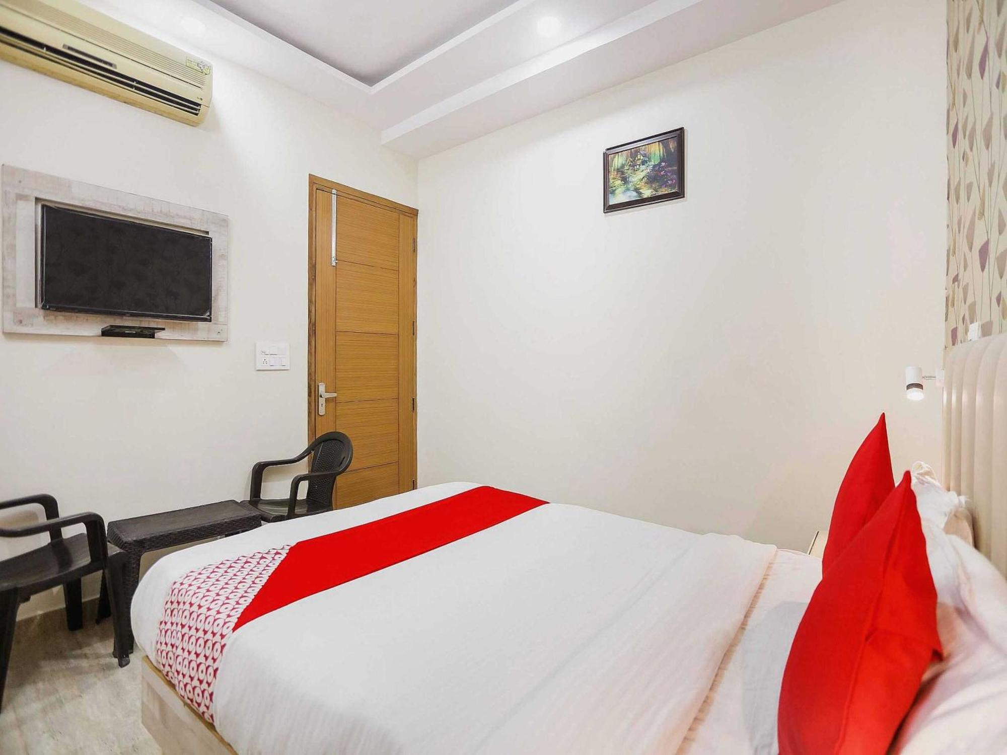 Hotel O Hotel Paradise Indraprast Екстер'єр фото