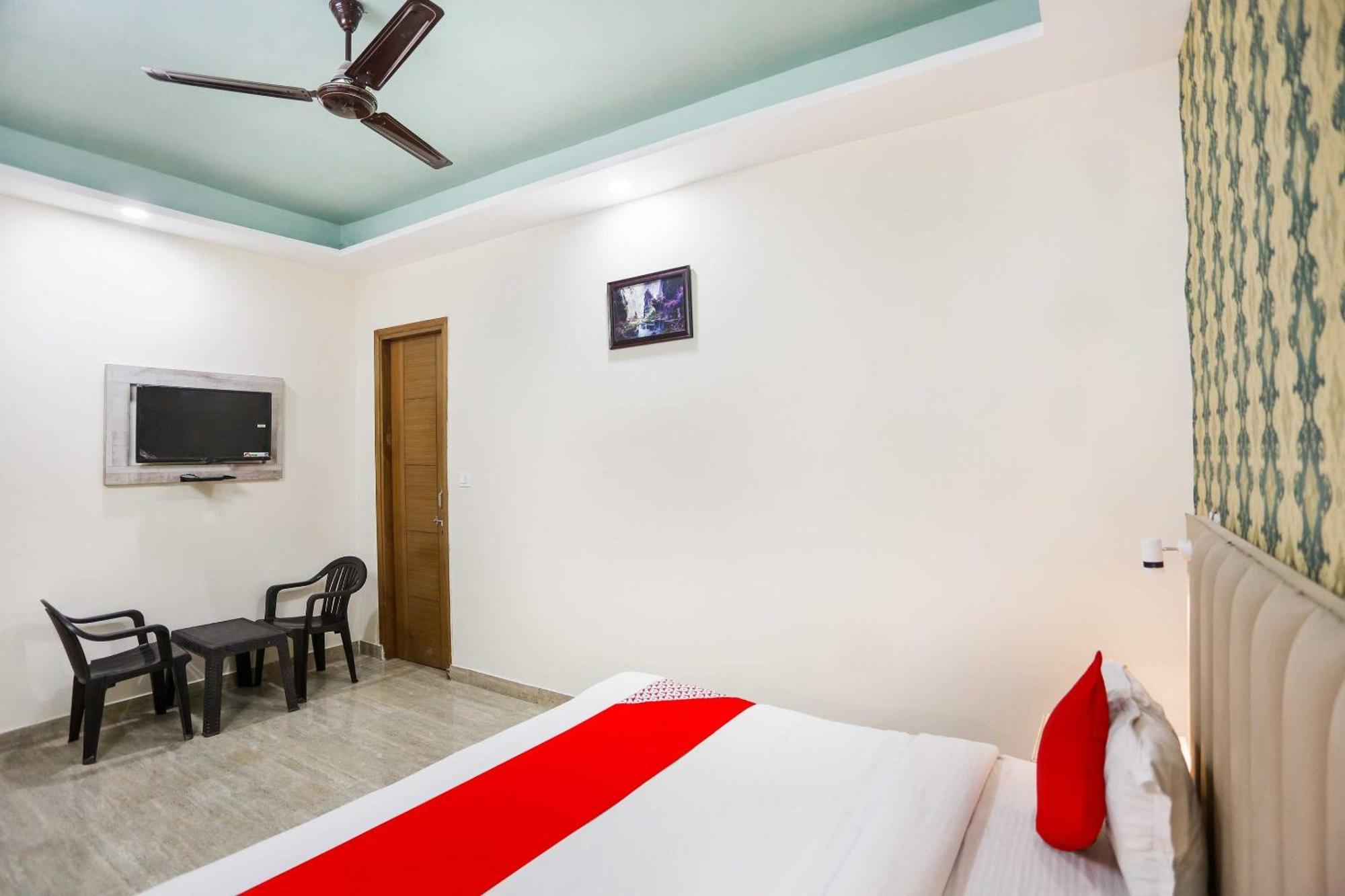 Hotel O Hotel Paradise Indraprast Екстер'єр фото