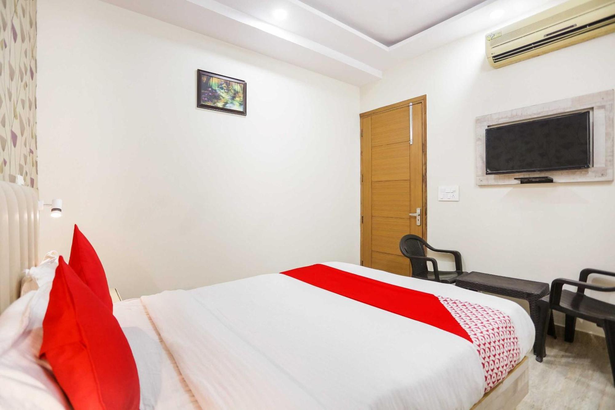 Hotel O Hotel Paradise Indraprast Екстер'єр фото